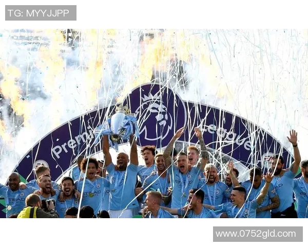 皇马重回巅峰！C罗梅开二度，带领球队逆转拜仁挺进欧冠决赛