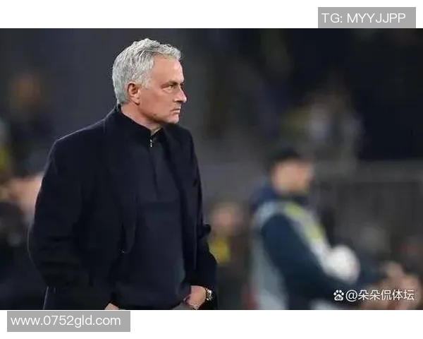 穆里尼奥：执教风波不断与球员起冲突频频