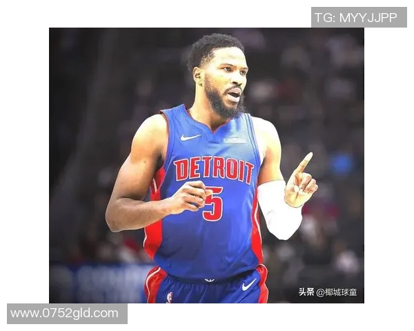 活塞球星续约签约，心系底特律蓝色之城